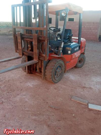 كلكلارك تيرسام 3طن،3.5متر 2016.لجاديتصل0671878497 - Thumbnail 4