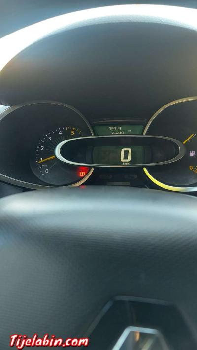 voiture - Thumbnail 6