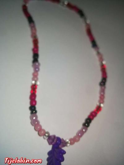 collier avec perles - Hussein Dey, Alger