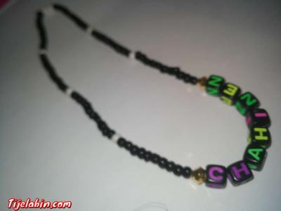 collier en perles avec prénom (Chahinez) - Thumbnail 2