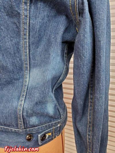 Veste jean. Vetements femme - Thumbnail 3