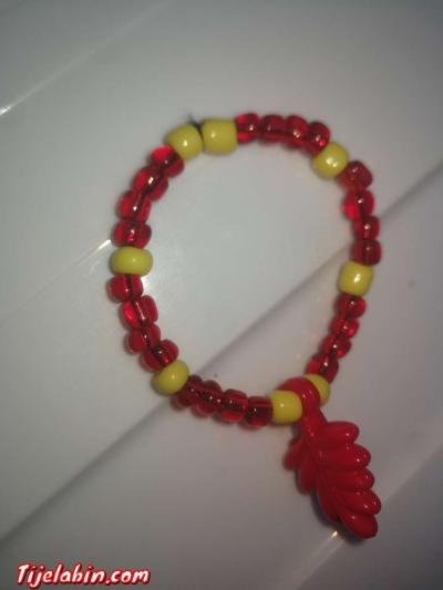 braclet simple avec jolie motif - Hussein Dey, Alger