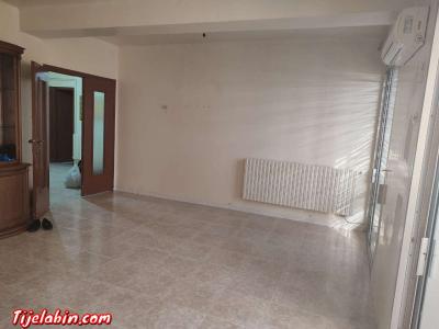 كراء شقة بسطيف وسط المدينة