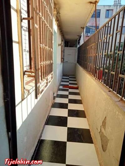 appartement F3 sidi Saïd Tlemcen 2etg avendre - Thumbnail 5