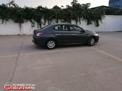 301 hdi 2013 - Kouba, Alger