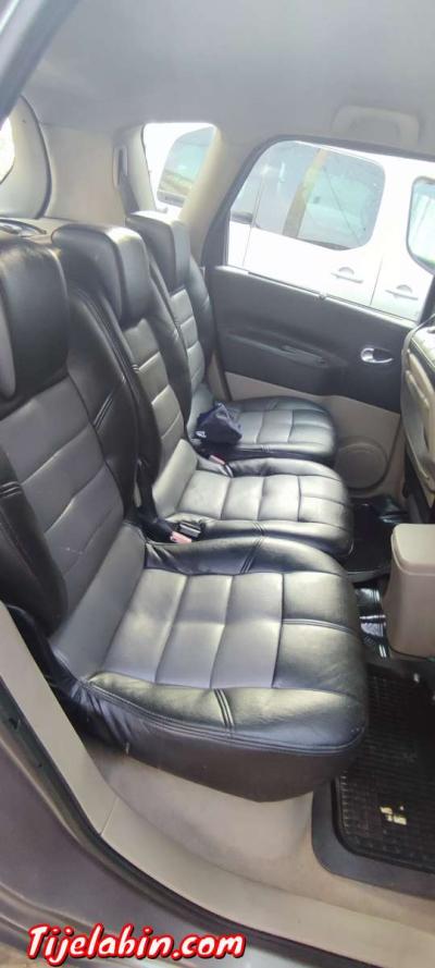 سيارة رونو سينك - Thumbnail 4