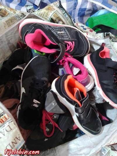 السلام عليكم سلعة اوريجينال جملة مرحبا بالجميع عندي72حبة - Thumbnail 3