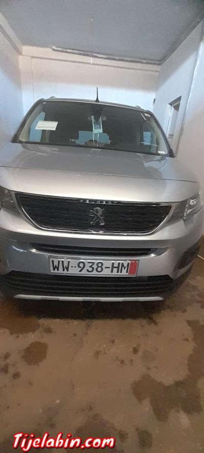 بيجو ريفتر - Thumbnail 4