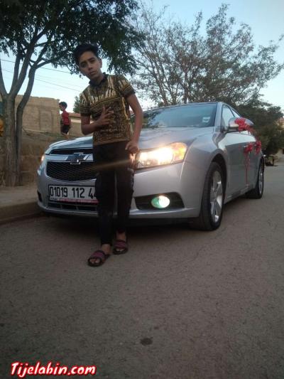 عندي كروز ايسونس 1.6فيها شوية سبيغة على برا ماشية284000 - Thumbnail 3