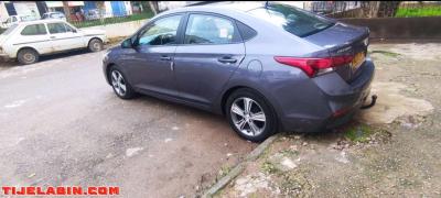 Hyundai accent - Thumbnail 2