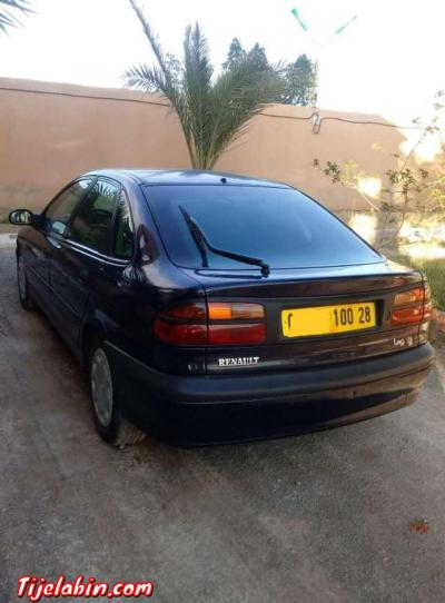 سيارة رونو لڨونة1