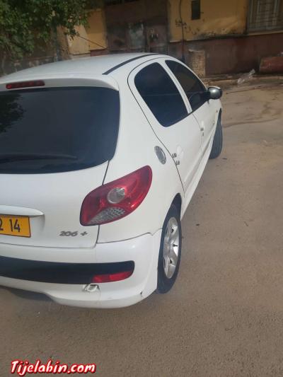 voiture - Thumbnail 2