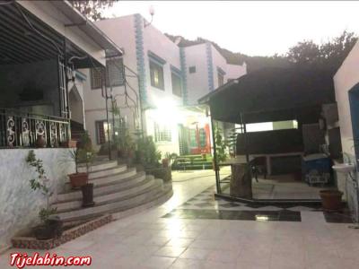 مطعم و ارض ا - Thumbnail 2