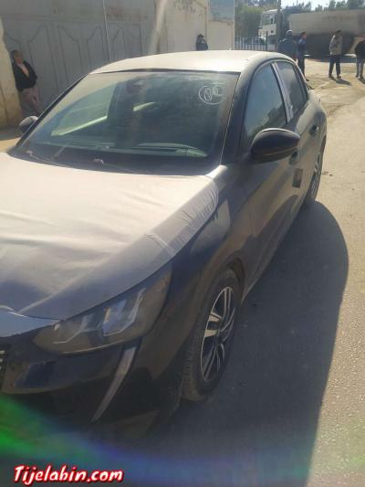 208 2022 00km - Thumbnail 4