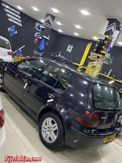 سيارة من نوع قولف 4 - Thumbnail 2