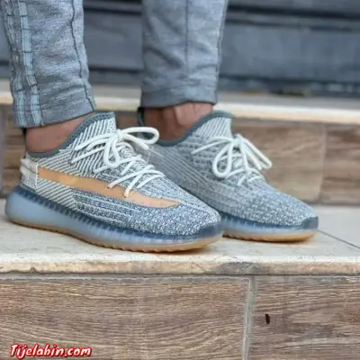 Adidas YEEZY Booster promotion - Thumbnail 2