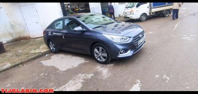 Hyundai accent - Thumbnail 3