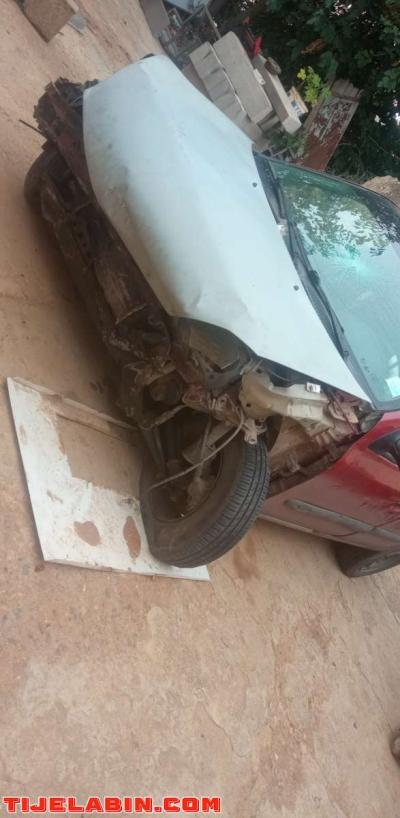 سيارة نوع كليو كلاسيك  متور 1.42002 - Thumbnail 2