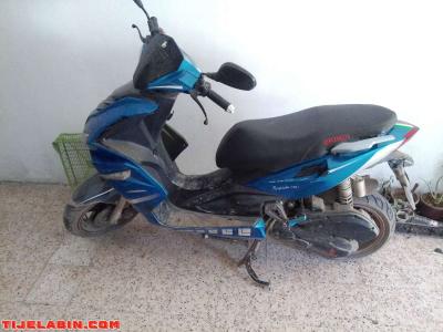 دراجة نارية من نوع اوكينوى ربيد عام 2020 - Thumbnail 3