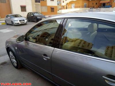 Voiture - Thumbnail 2