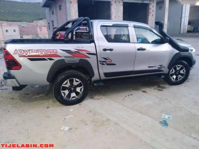 تويوتا هيلوكس 2017 - Thumbnail 3