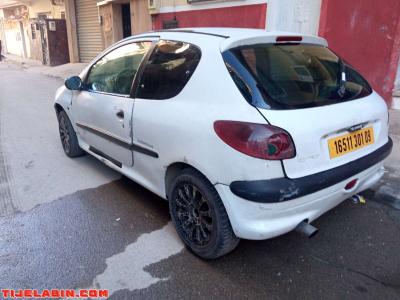 Peugeot 206 - Thumbnail 2