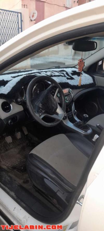 chevrolet cruze1.8 - Thumbnail 3