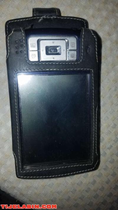 مجموعة من الهواتف المعطلة موجهة نحو محلات التصليح و الصيانة - Thumbnail 3