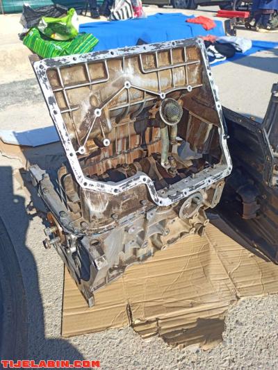 علبة سرعات .مع. القسم السفلي لمحرك /.d.f.m. هامر /1.3 - Thumbnail 3