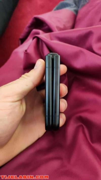 galaxy z flip 3 - Thumbnail 4