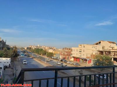 appartement F4 vus dégagée et avec toutes les commodités - Alger Centre, Alger