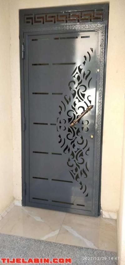 تصنيع كافة انواع وموديلات الابواب والبوابات الحديدية - Thumbnail 6