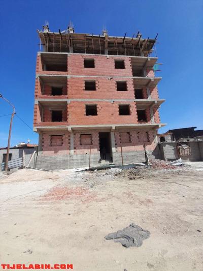 شقة تشريها اليوم منا على عام او عامين تعود تبيعها بدوبل اكثر - Bordj El Bahri, Alger