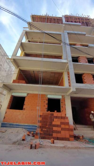 f3 avec terasse  au dernier étage à Bab  Ezzoure  résidence - Thumbnail 4