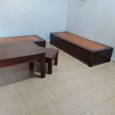 صالون 3 كنبليات و طابلة كبيرة و زوج صغار - Thumbnail 5