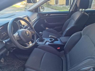 سيارة رونو - Thumbnail 3