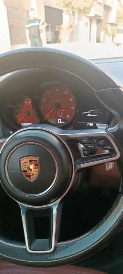 porshe macan - Thumbnail 3