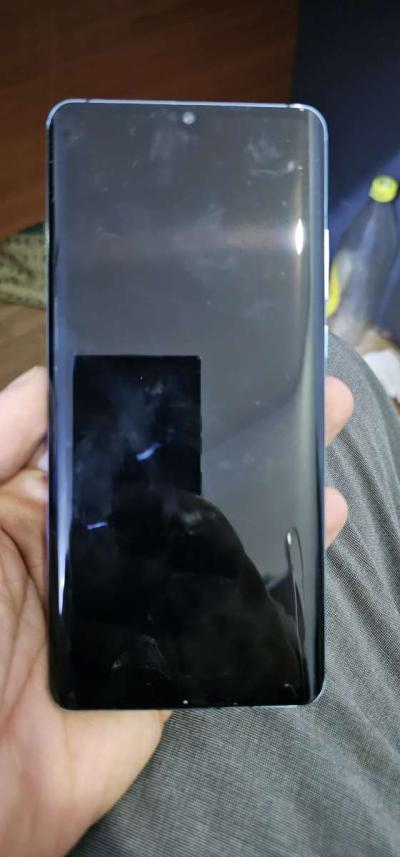 p 30 pro - Thumbnail 2