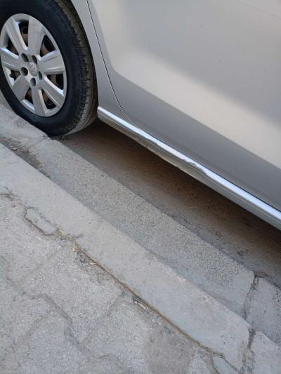 polo Sedan - Thumbnail 3