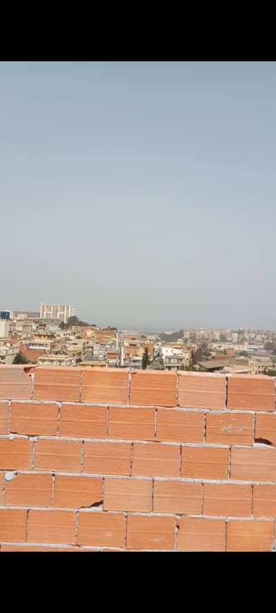 Appartement F4 avec terasse a vendre a Alger Bourouba - Thumbnail 2