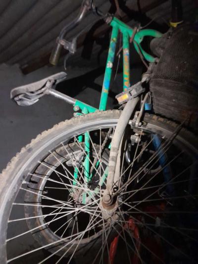 عندي  2 بيسيكلات  للبيع شويا خسهم خدمة خفيفة - Thumbnail 3