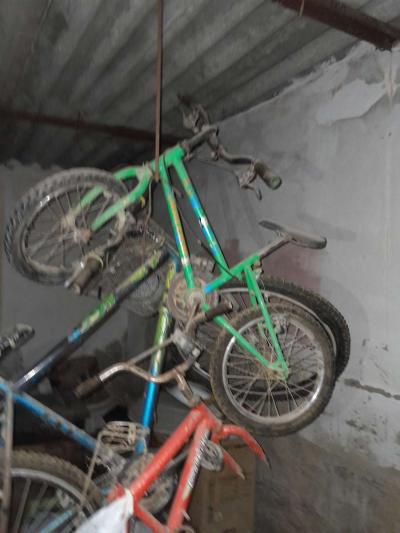 عندي  2 بيسيكلات  للبيع شويا خسهم خدمة خفيفة - Thumbnail 5