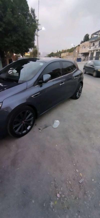 megane rs line 2022 - Thumbnail 4