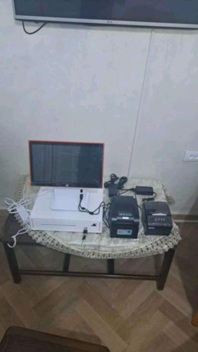 PC tactile avec logiciel gestion des stocks - Bordj El Kiffan, Alger