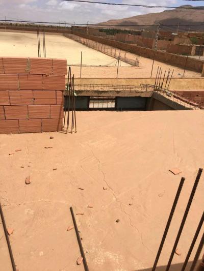 منزل بمساحة 150 متر بقرية الحوض يبعد  ولاية البيض ب 15 كلم - Thumbnail 5