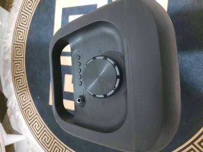 Speaker - Thumbnail 4