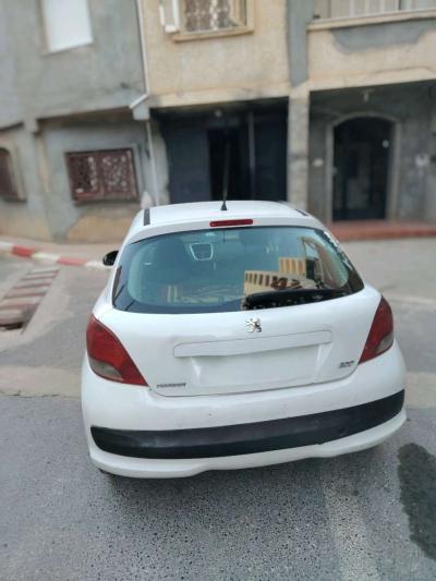 207 14 hdi - Thumbnail 3