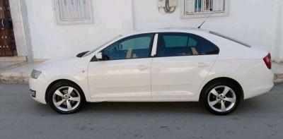 Skoda Rapid - Thumbnail 2