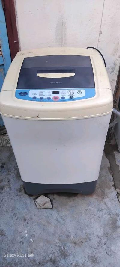 machine  laver - Alger Centre, Alger