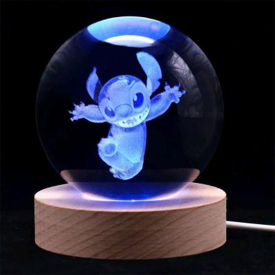 Lampe boule de projection en cristal 3D Stitch - Thumbnail 2